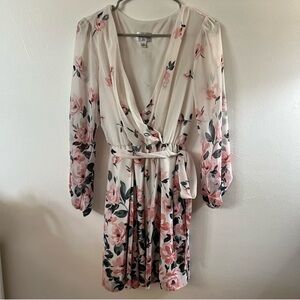 Chic Floral V-Neck Midi Dress